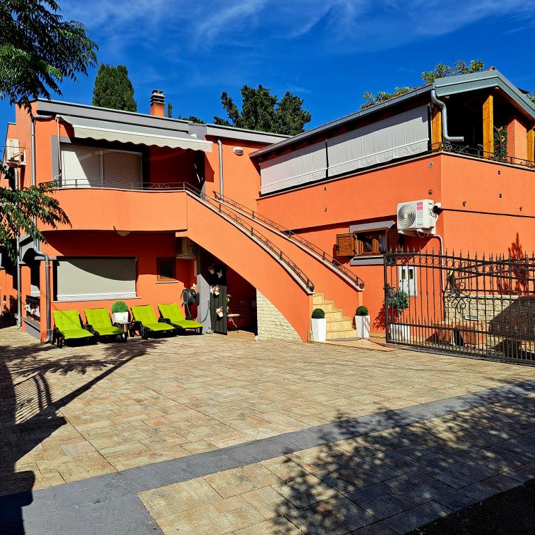 Apartmani Staro Selo – fotografija 1
