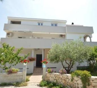 Apartman Brico – fotografija 1