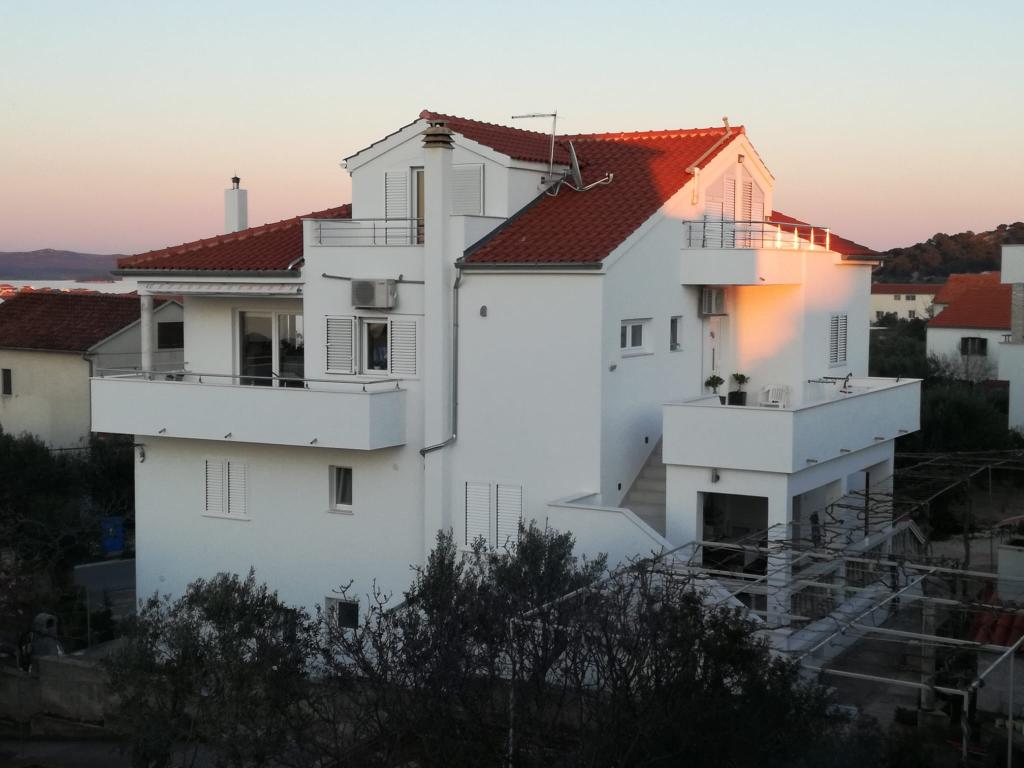 Apartmani Daniela – fotografija 6