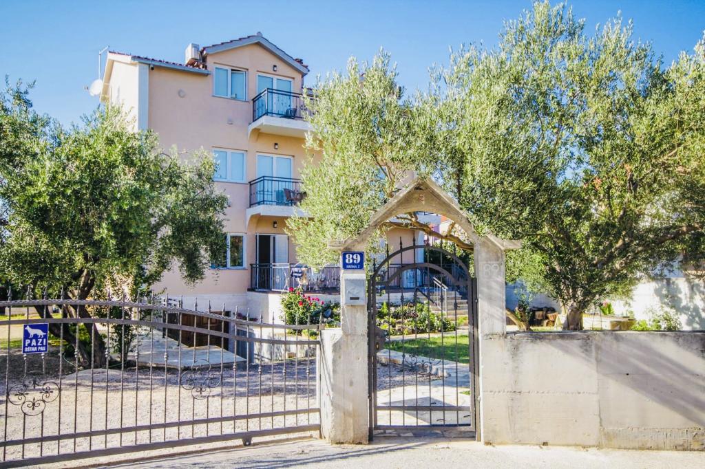Apartmani Kardum – fotografija 3