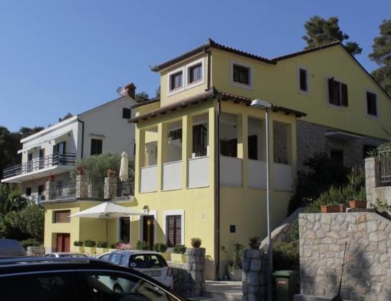 Apartmani Eni – fotografija 2