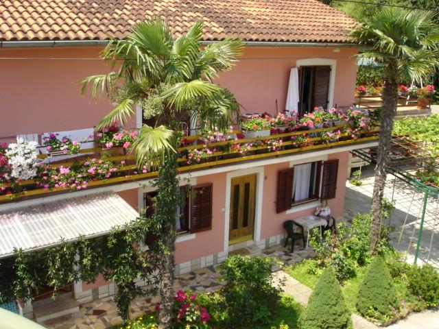 Apartmani Villa Tatjana – fotografija 4