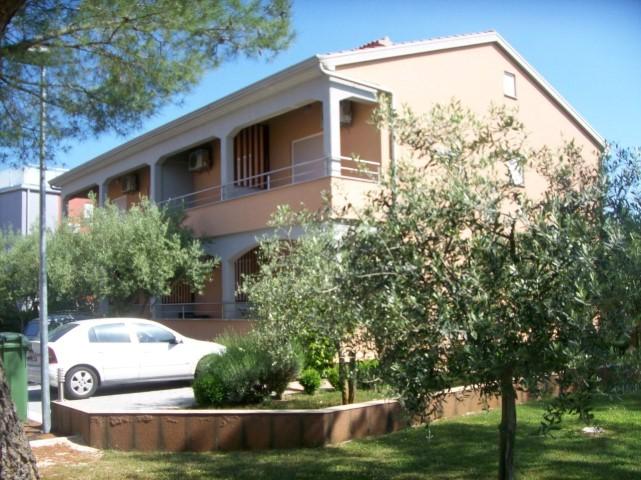 Apartman Villa Sipar Zambratija – fotografija 1