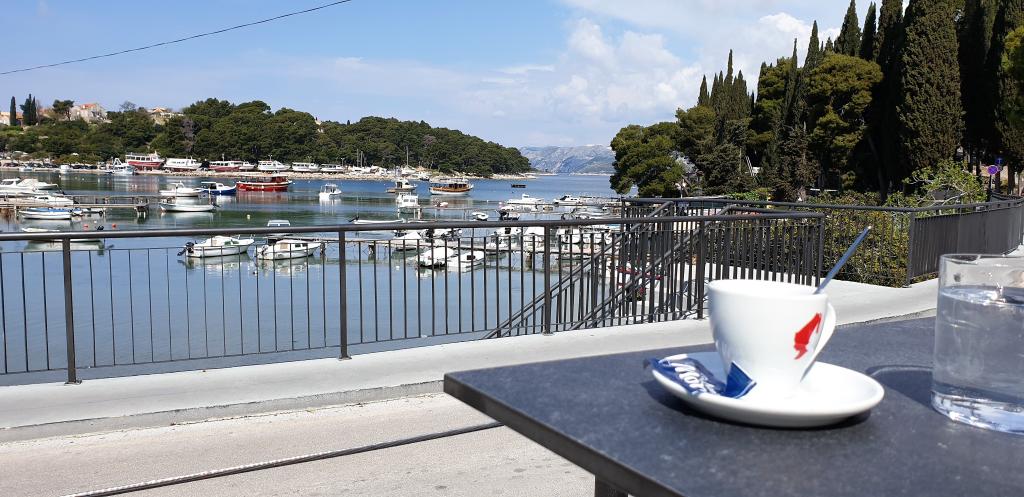 Apartmani Seafront Miljanic – fotografija 5