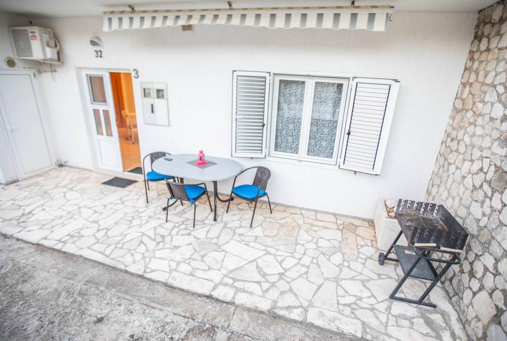 Apartmani Luna I i Luna II – fotografija 3