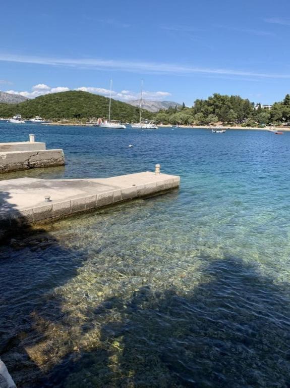 Apartmani Citrine & Safirus – fotografija 4