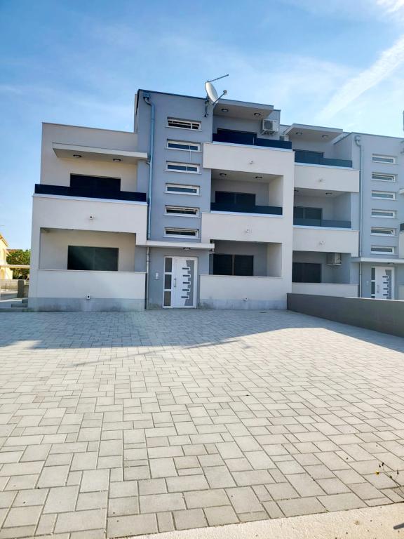 Apartmani Jan i Ina – fotografija 1