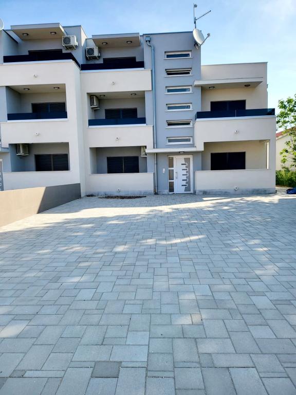 Apartmani Jan i Ina – fotografija 2