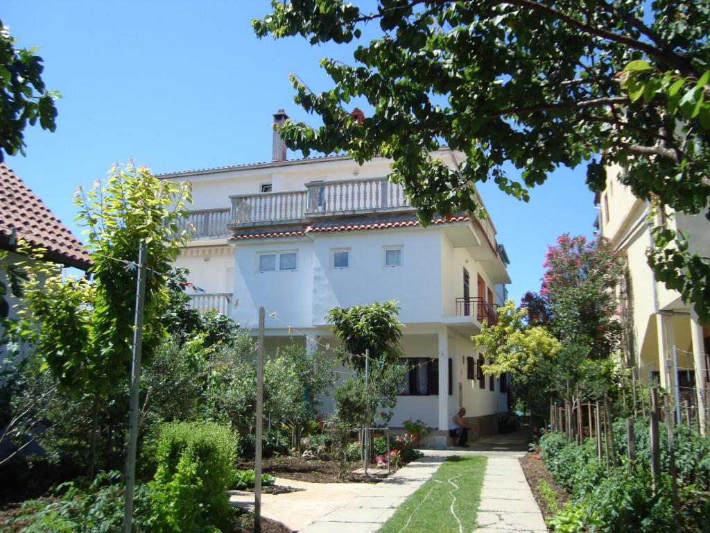 Apartmani Sandra – fotografija 3