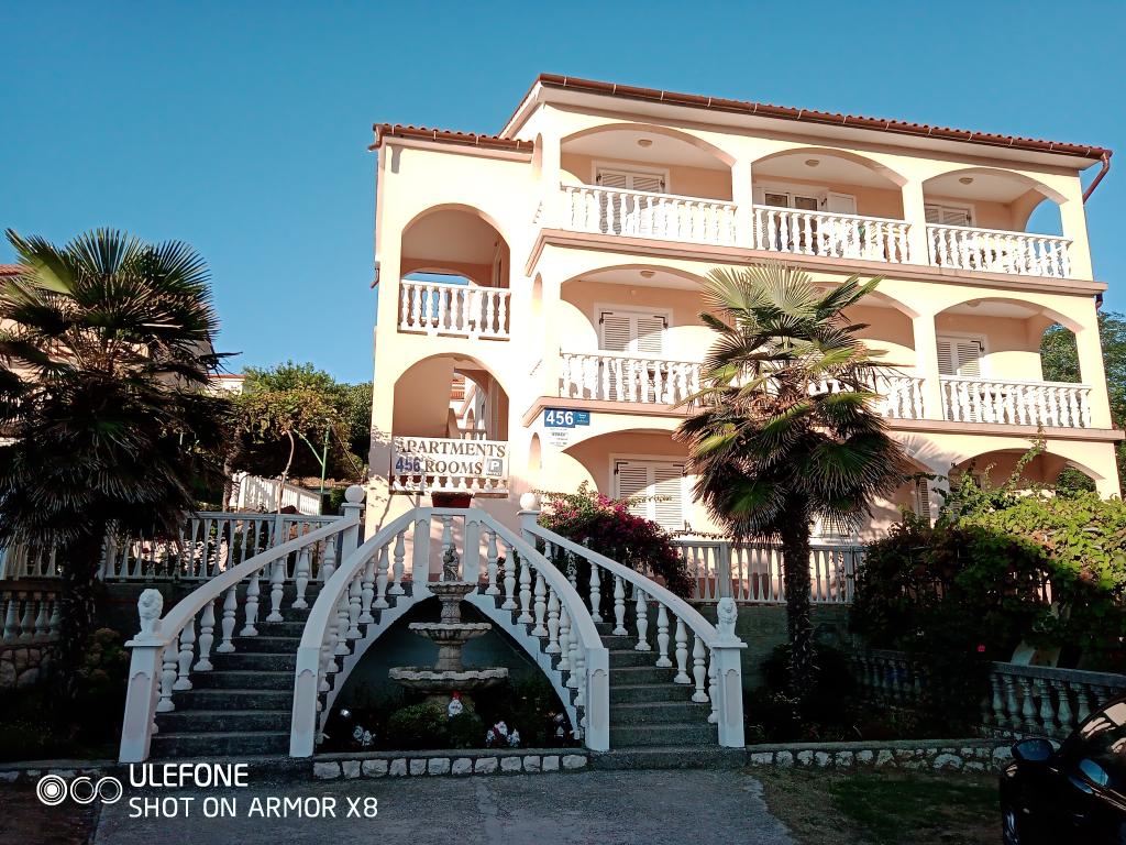 Apartmani Adria – fotografija 3