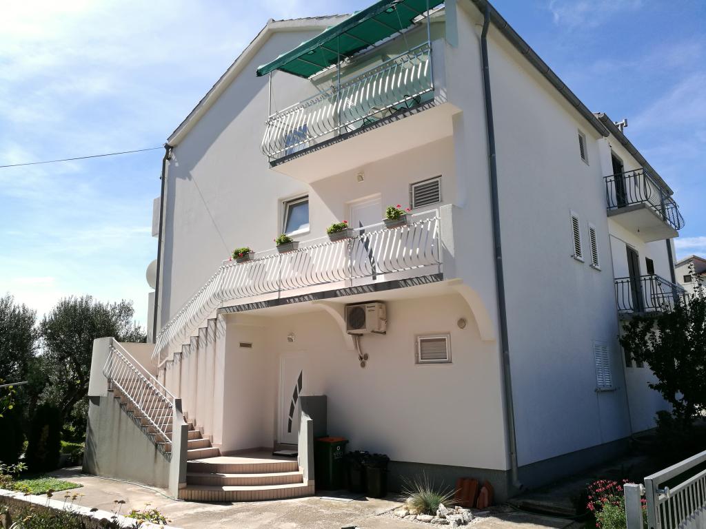Apartmani Silvana – fotografija 1