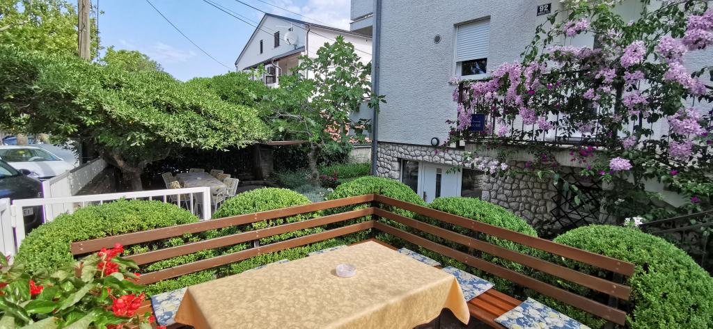 Apartmani Perunika – fotografija 6