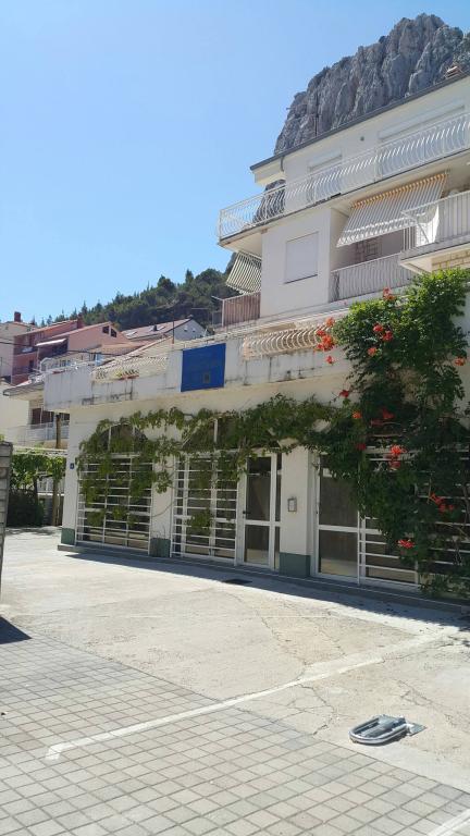 Apartmani Mimi – fotografija 1