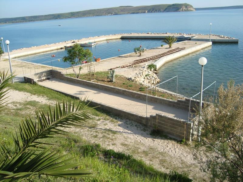 Apartmani Dora – fotografija 2