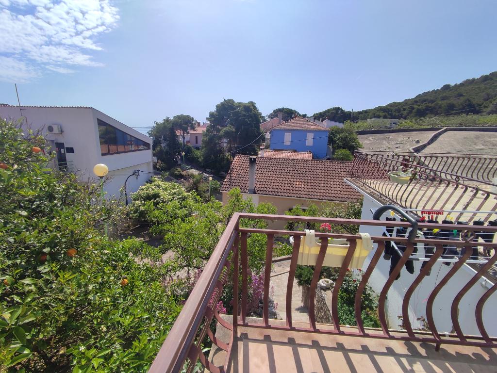Apartmani Uglešić – fotografija 6