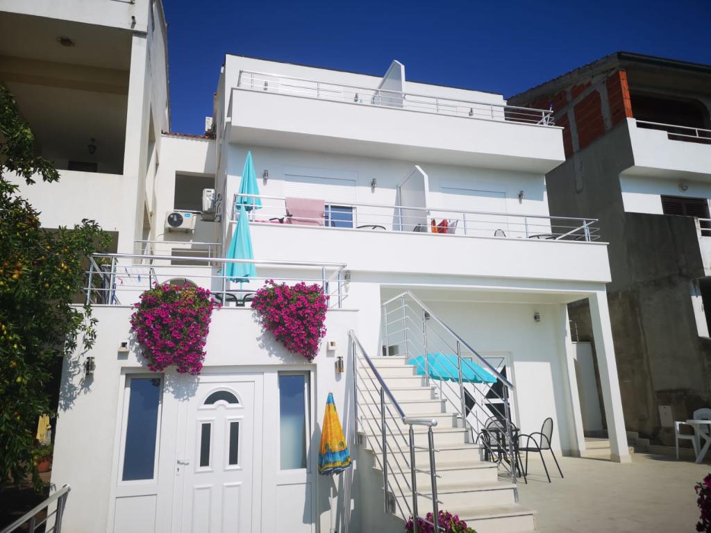 Apartmani Irena – fotografija 4
