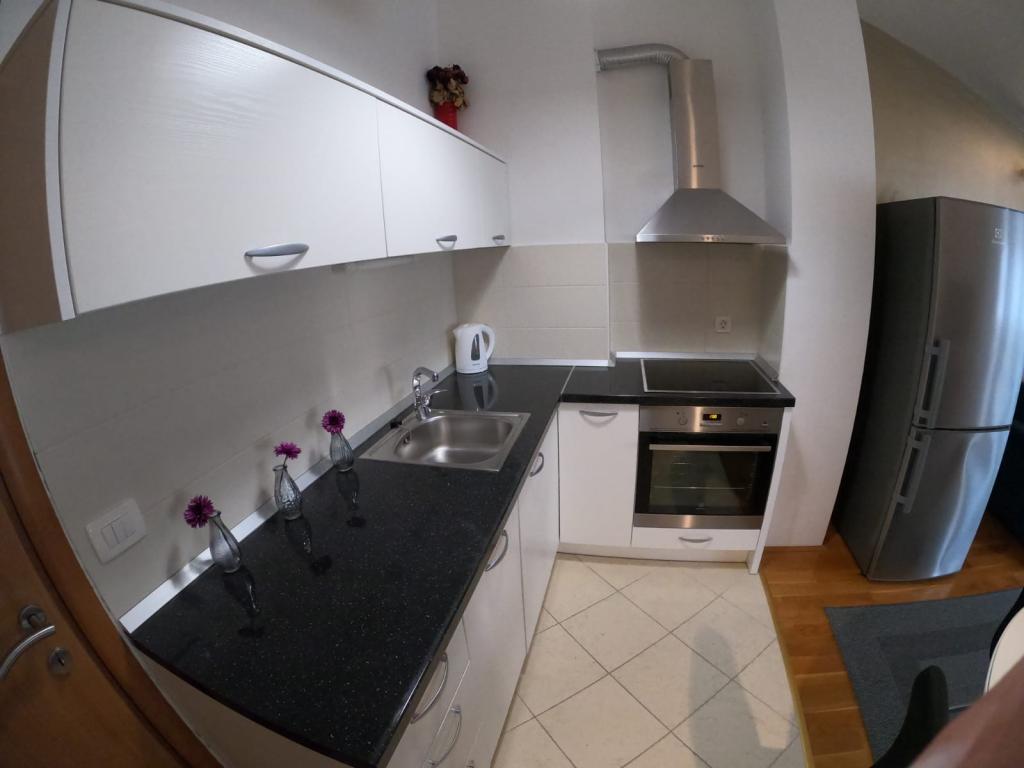 Apartman With Great Location – fotografija 3
