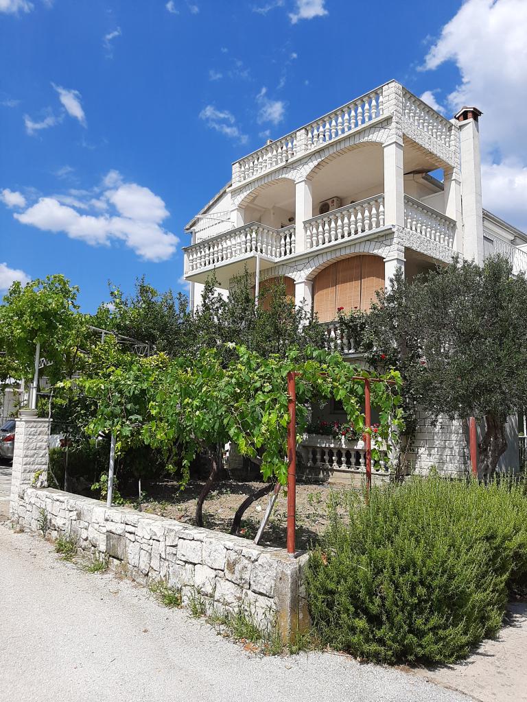 Apartmani Hrga – fotografija 2