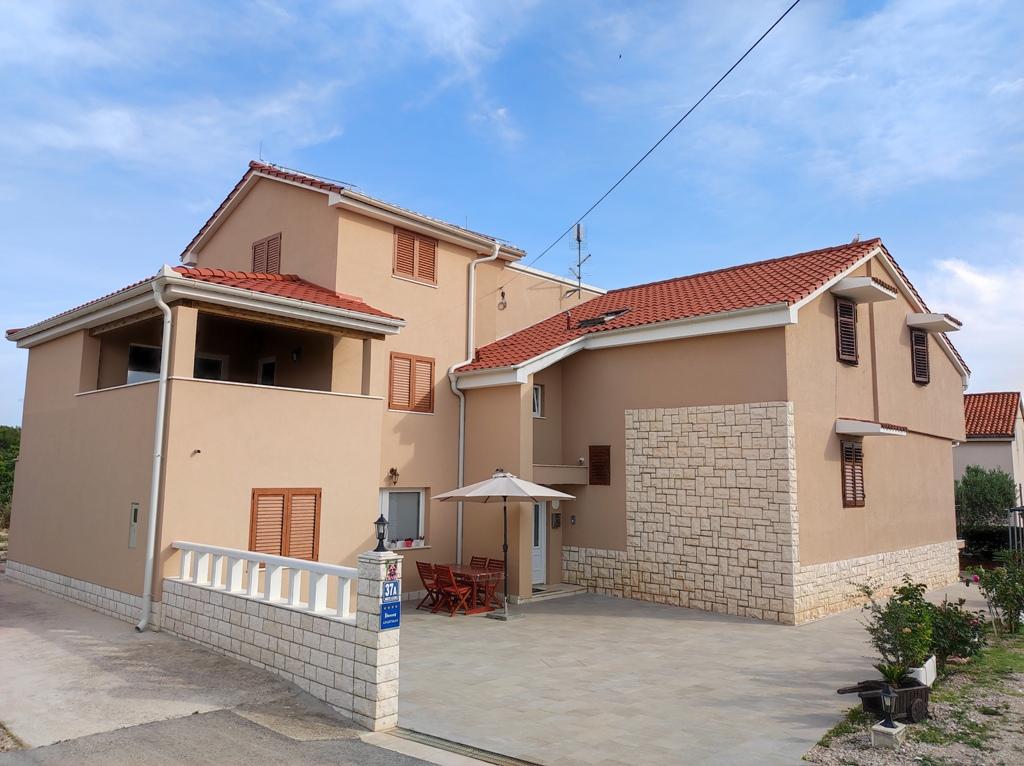 Apartmani Rossini – fotografija 1