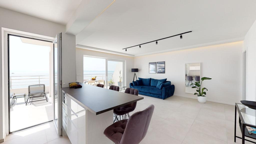 Apartmani Adriatic Blue – fotografija 1