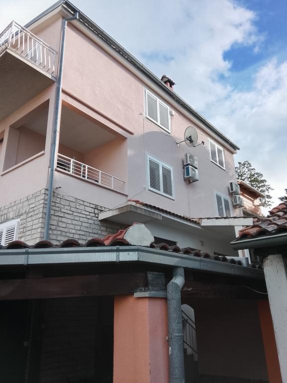 Apartmani Stefani – fotografija 2