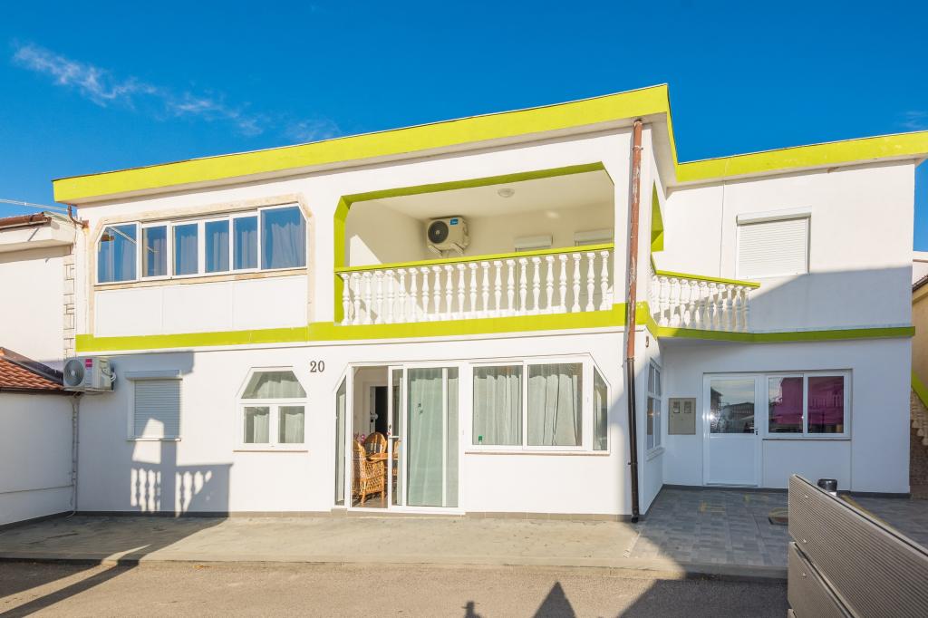 Apartmani Paola – fotografija 3