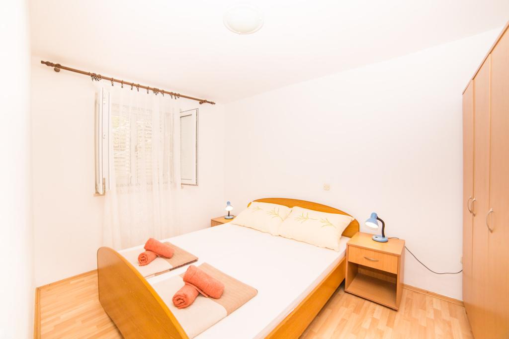Apartmani Zlatko – fotografija 2