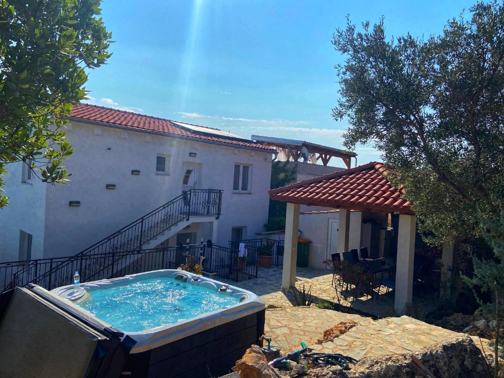 Apartmani Tisno Resort – fotografija 4