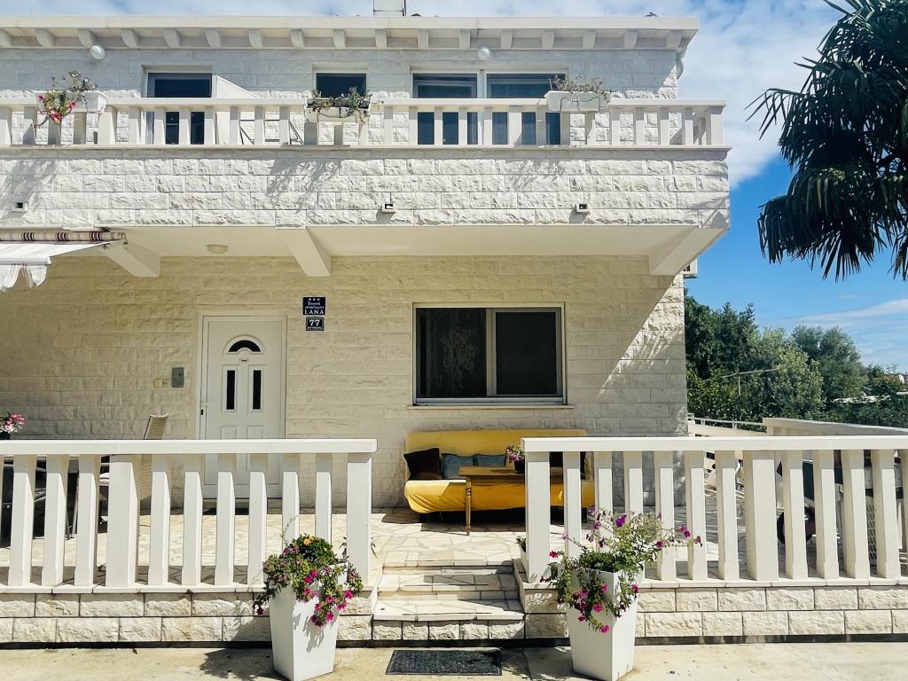 Apartmani Lana – fotografija 3