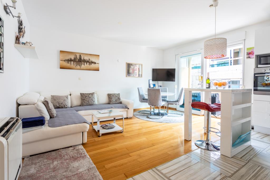 Apartman Marina Lux – fotografija 3