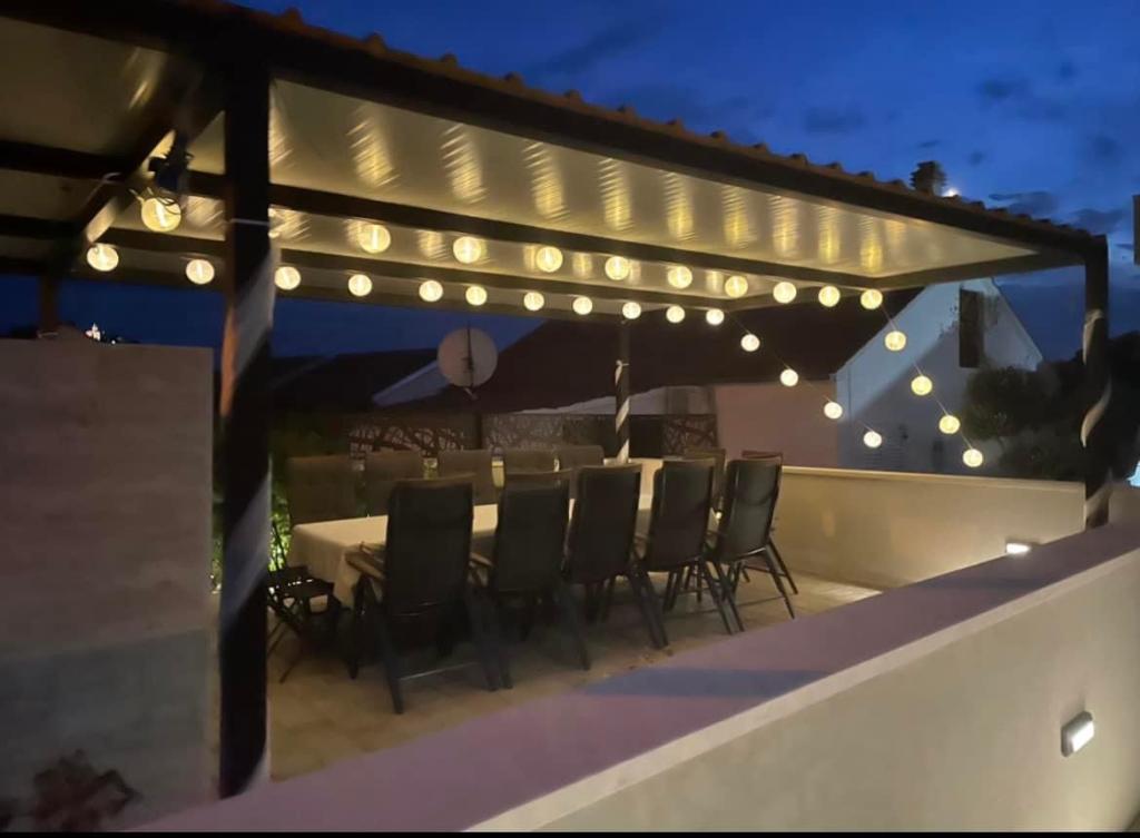 Apartmani Ideal Holiday – fotografija 2