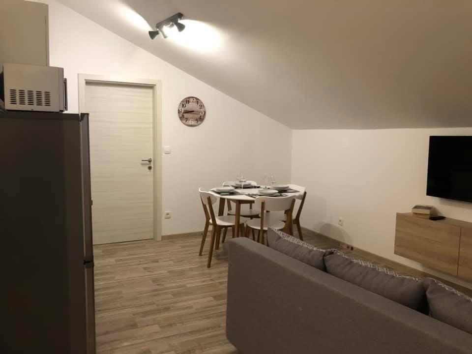 Apartmani Ideal Holiday – fotografija 5