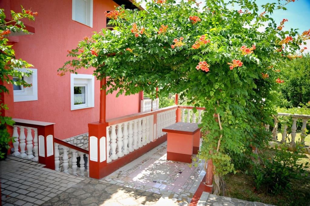 Apartmani Grgek – fotografija 2