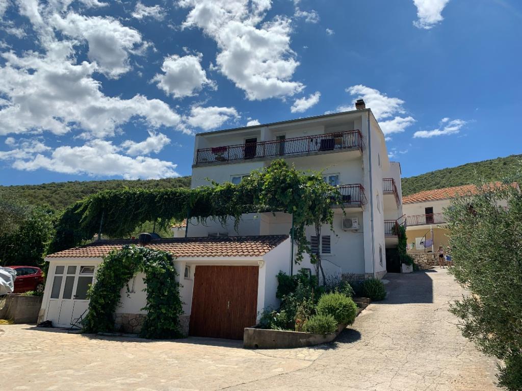 Apartmani Laura – fotografija 2