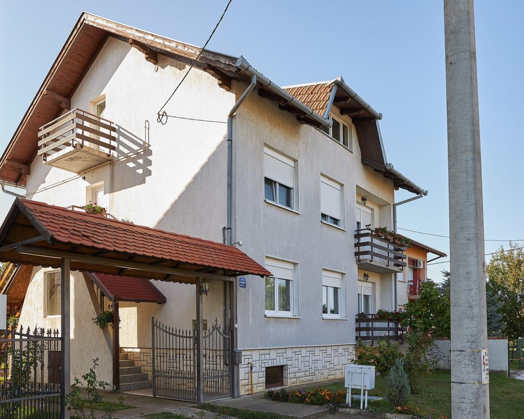 Apartman Kod Dide i Bake – fotografija 2