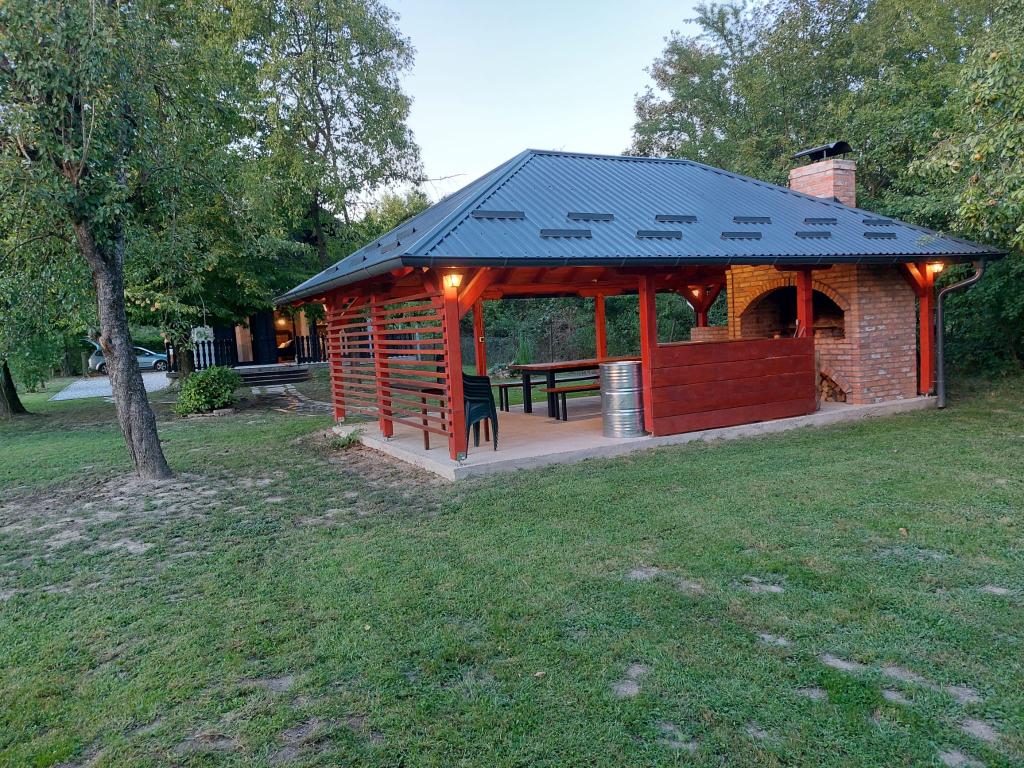 Kuća za odmor Kupa MB – fotografija 1