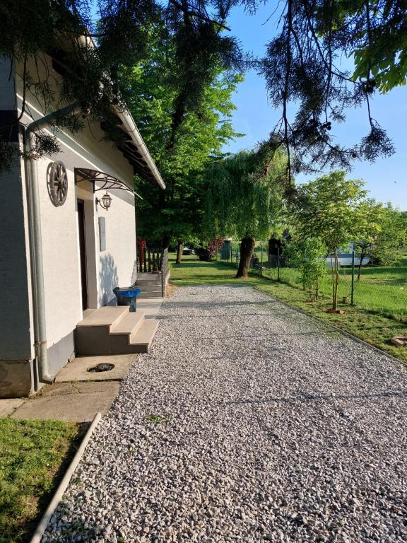 Kuća za odmor Kupa MB – fotografija 3