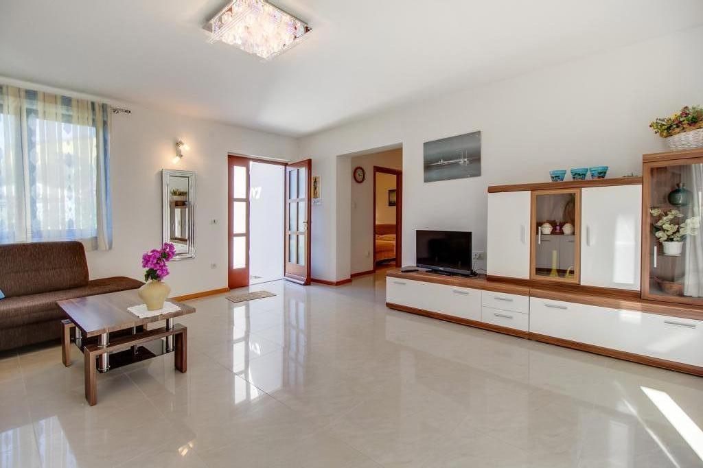 Apartmani Mirjana 8 – fotografija 3
