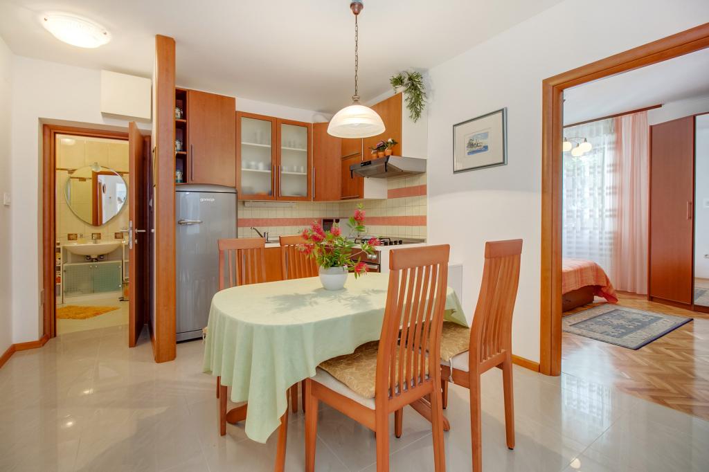 Apartmani Mirjana 8 – fotografija 4