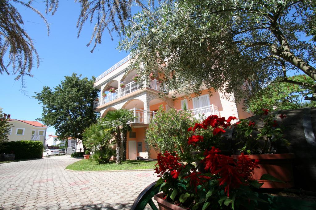Apartmani Zdenko – fotografija 3
