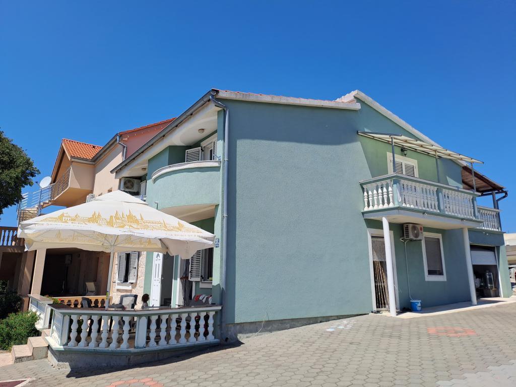 Apartmani Mira – fotografija 4