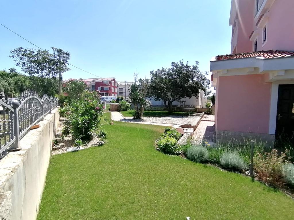 Apartmani Sarita – fotografija 6