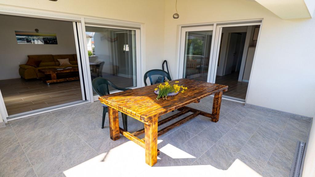 Apartmani Oasis – fotografija 1
