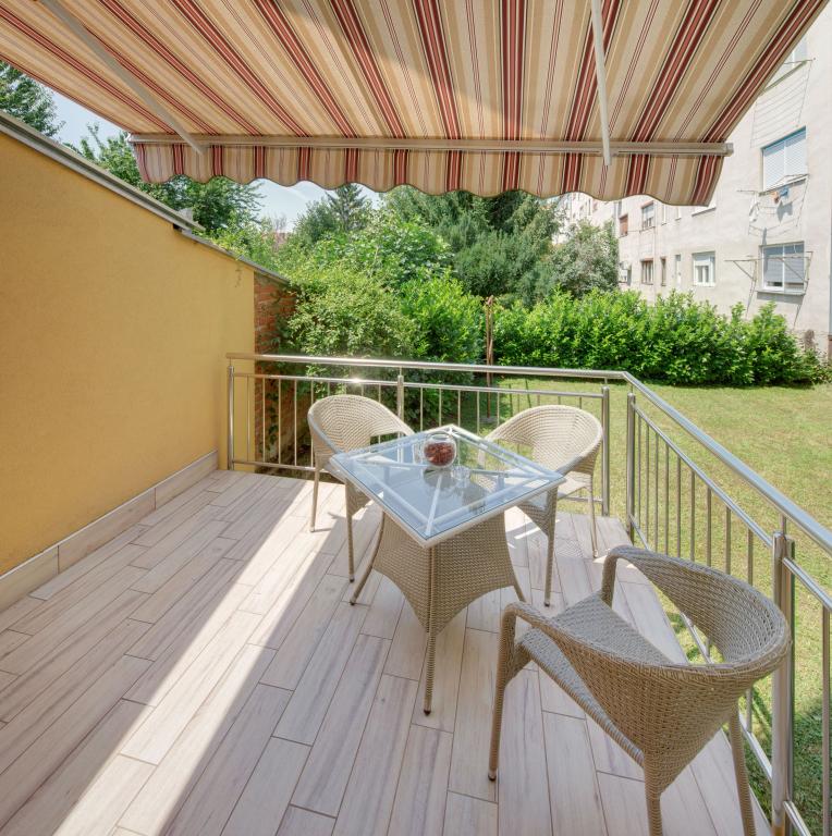 Apartmani Tvrđa – fotografija 2