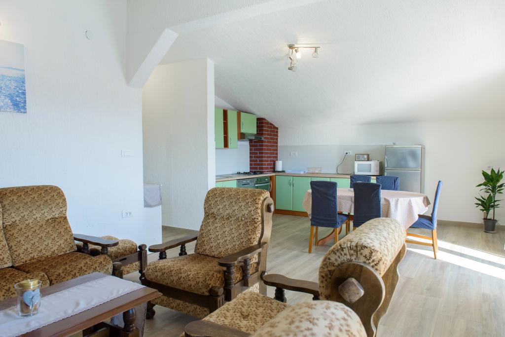 Apartman Dinka – fotografija 4