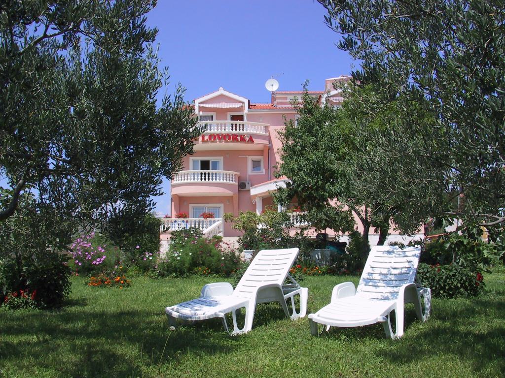 Apartmani Villa Lovorka – fotografija 1