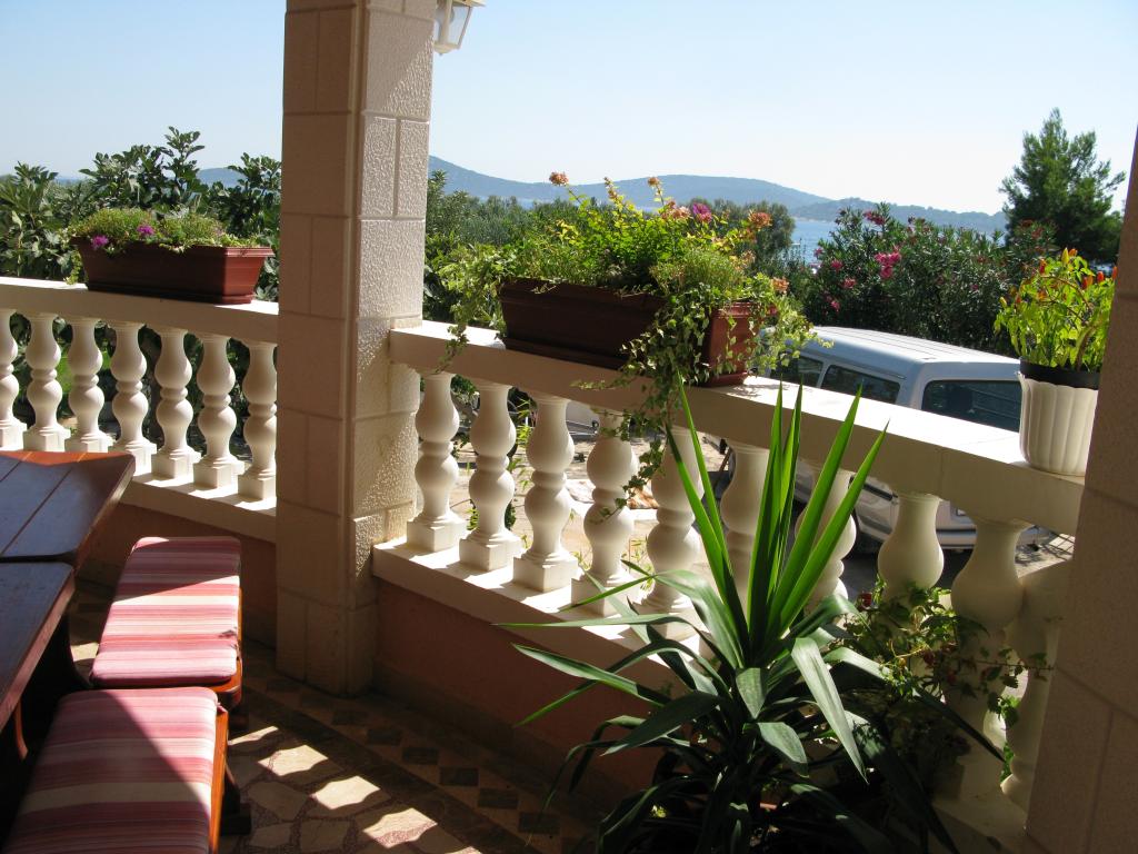 Apartmani Villa Lovorka – fotografija 2