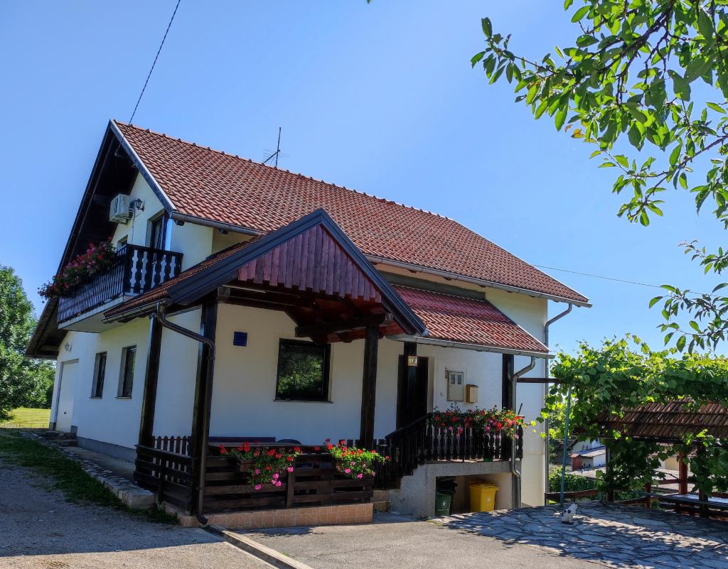 Apartmani Dale – fotografija 1