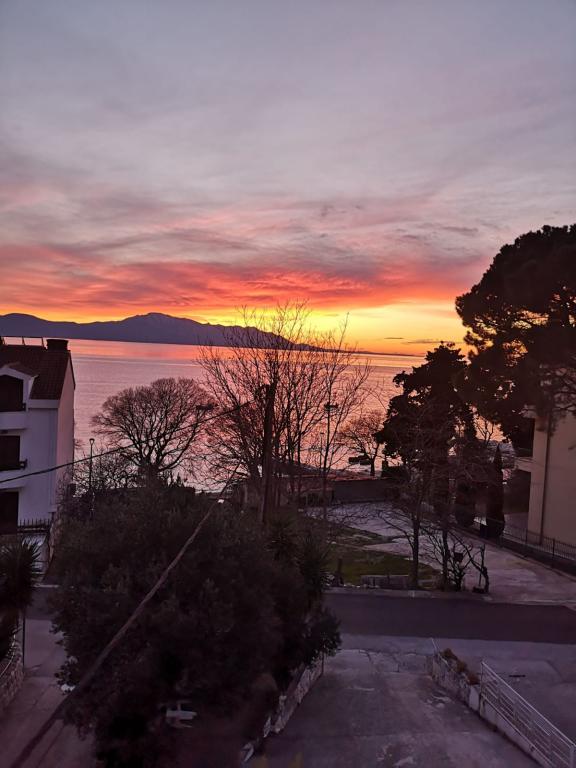 Apartmani Villa Ana – fotografija 1