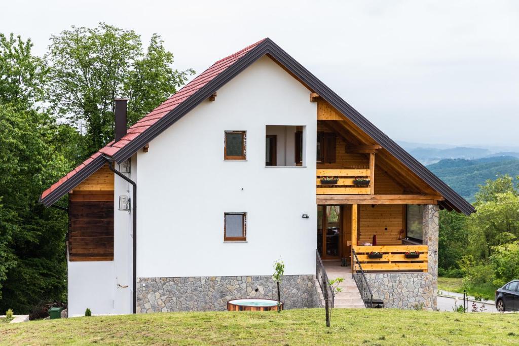 Apartman Stone and Wood – fotografija 3